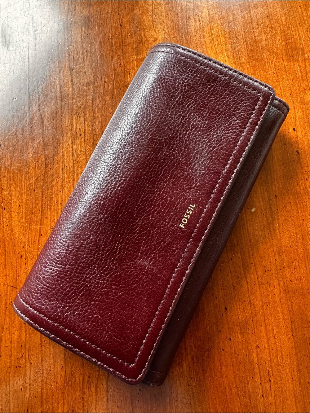 Fossil Women's Burgundy Leather Trifold Key & Card Holder